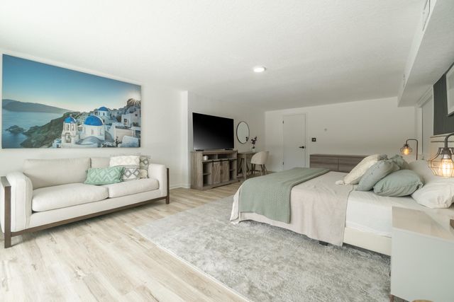 2878 NE 26th Street, Fort Lauderdale, FL 33305