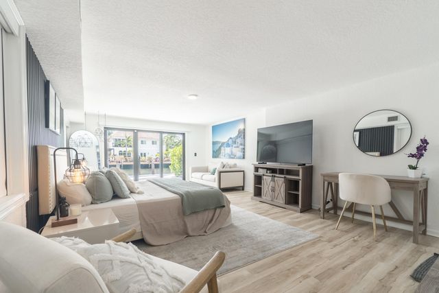 2878 NE 26th Street, Fort Lauderdale, FL 33305