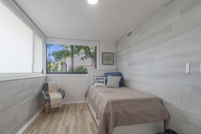2878 NE 26th Street, Fort Lauderdale, FL 33305
