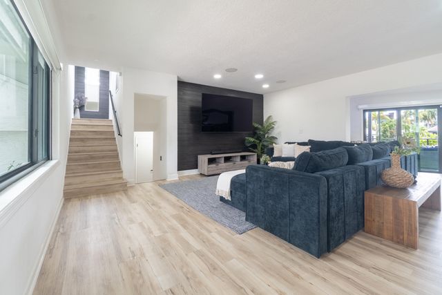 2878 NE 26th Street, Fort Lauderdale, FL 33305