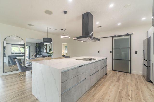 2878 NE 26th Street, Fort Lauderdale, FL 33305