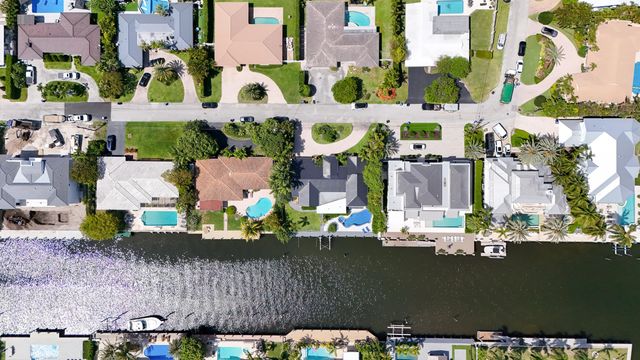 2878 NE 26th Street, Fort Lauderdale, FL 33305