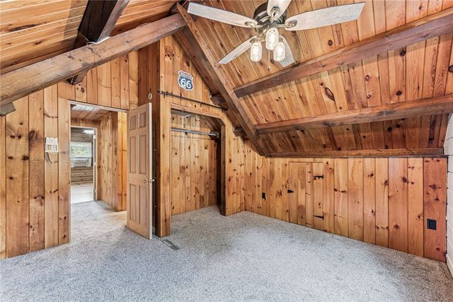 733 Mckee Rd, White Oak, PA 15131