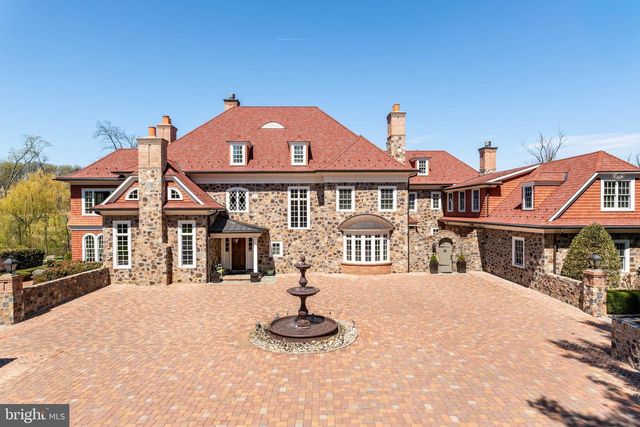 1075 S LEOPARD RD, Berwyn, PA 19312