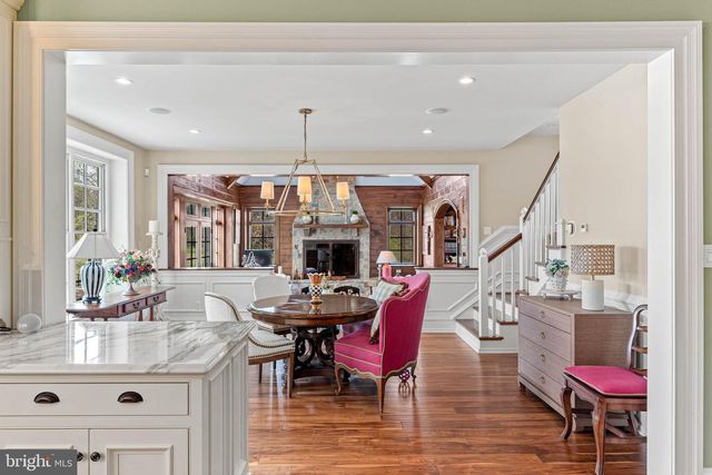 1075 S LEOPARD RD, Berwyn, PA 19312