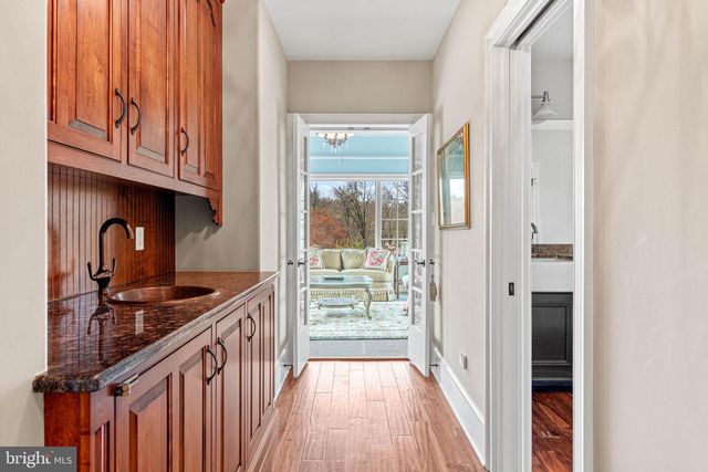 1075 S LEOPARD RD, Berwyn, PA 19312