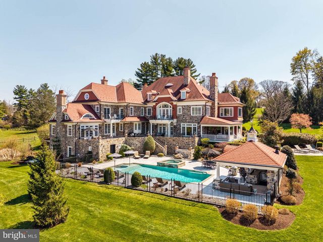 1075 S LEOPARD RD, Berwyn, PA 19312