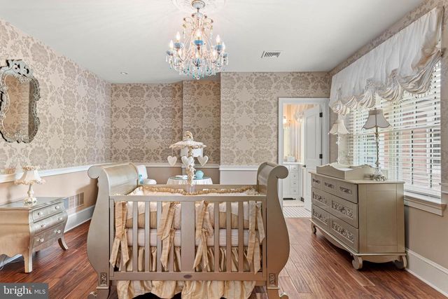 1075 S LEOPARD RD, Berwyn, PA 19312