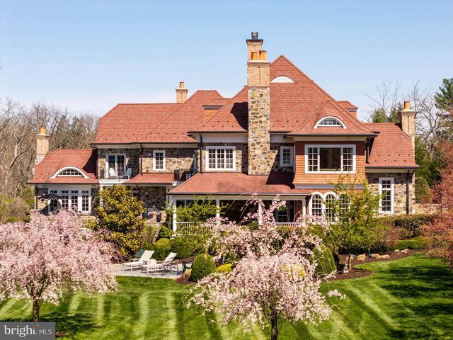 1075 S LEOPARD RD, Berwyn, PA 19312
