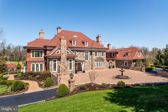 1075 S LEOPARD RD, Berwyn, PA 19312