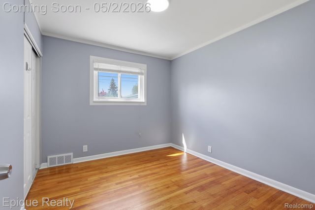 4442 Lutz Drive, Warren, MI 48092