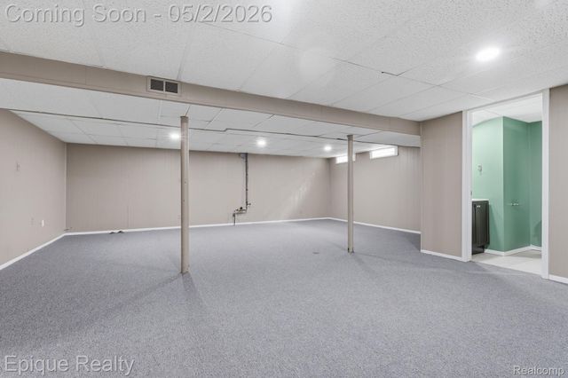 4442 Lutz Drive, Warren, MI 48092