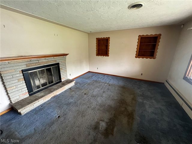 156 Cooper Foster Park Road W, Lorain, OH 44053