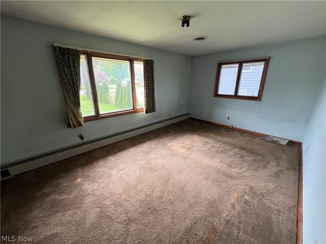 156 Cooper Foster Park Road W, Lorain, OH 44053