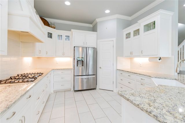 809 Wembley Park, Cave Springs, AR 72718