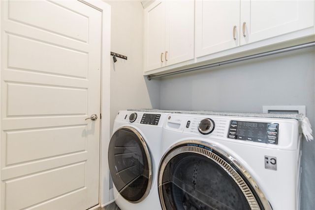 809 Wembley Park, Cave Springs, AR 72718