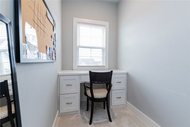 809 Wembley Park, Cave Springs, AR 72718