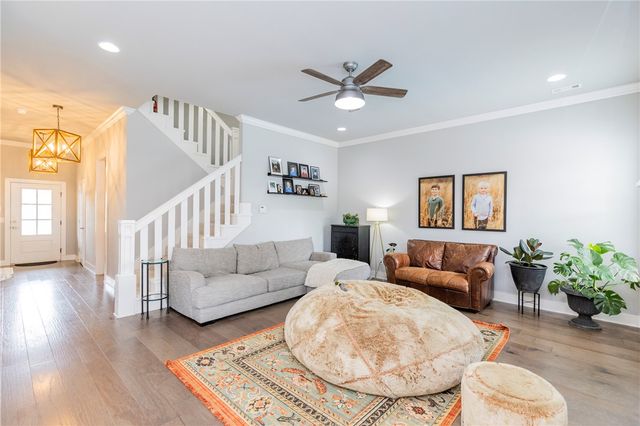 809 Wembley Park, Cave Springs, AR 72718