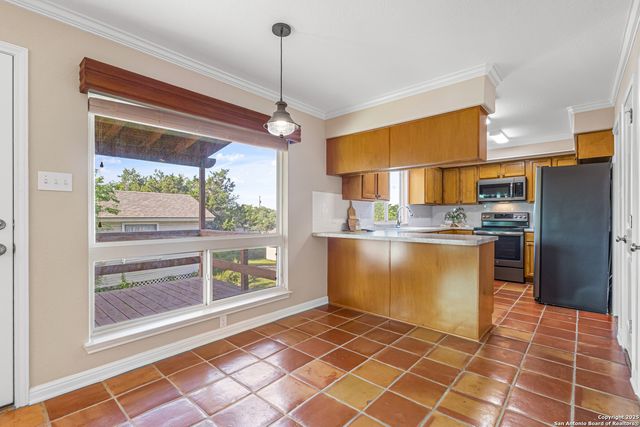 890 Live Oak, Spring Branch, TX 78070