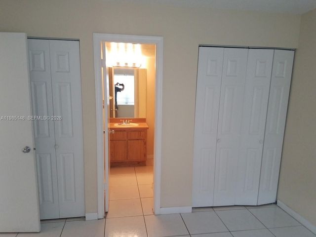 10040 Twin Lakes Dr 37-A, Coral Springs, FL 33071