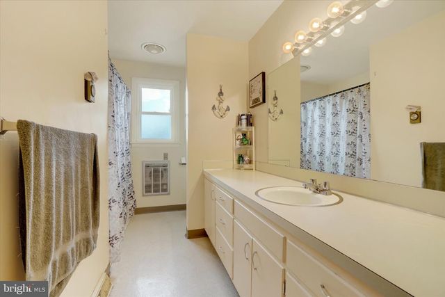 1345 WINDSOR RD, Red Lion, PA 17356