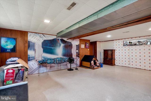 1345 WINDSOR RD, Red Lion, PA 17356