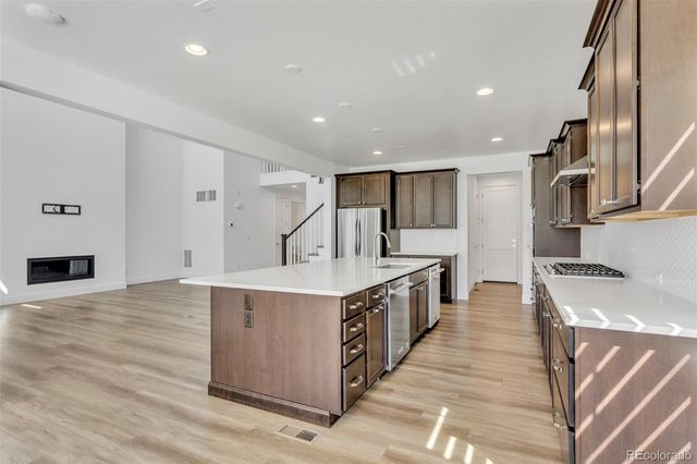 6671 Cross Bridge Circle, Castle Rock, CO 80108