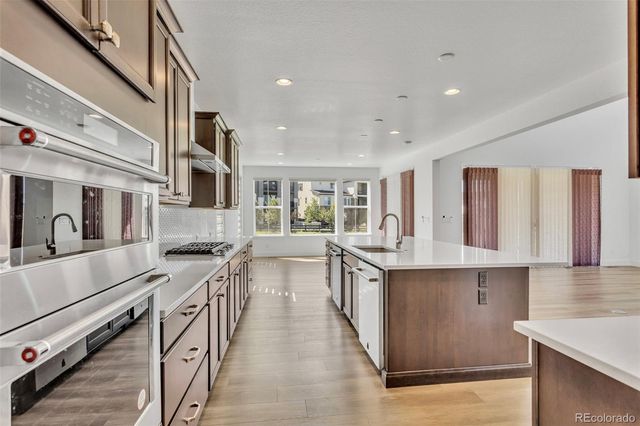 6671 Cross Bridge Circle, Castle Rock, CO 80108