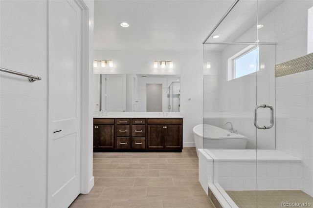 6671 Cross Bridge Circle, Castle Rock, CO 80108