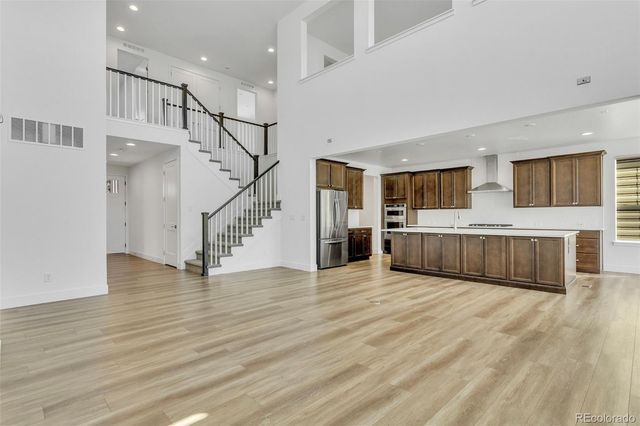6671 Cross Bridge Circle, Castle Rock, CO 80108