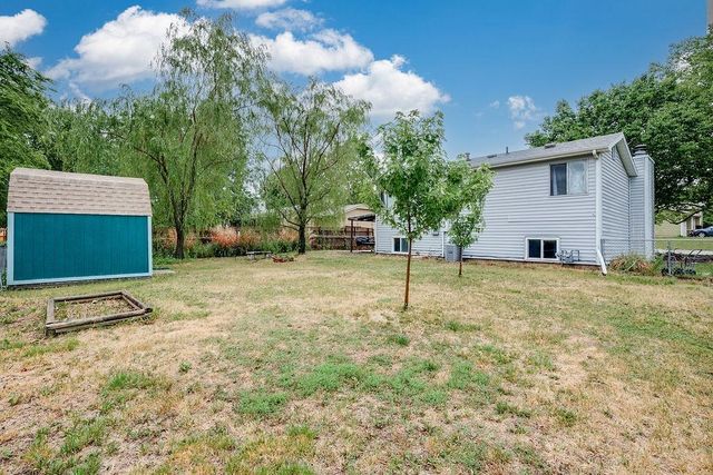 2048 N Forest Park St, Derby, KS 67037