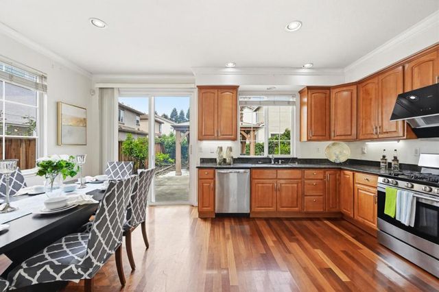 379 Alvarado Street, San Leandro, CA 94577
