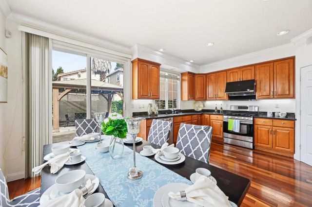 379 Alvarado Street, San Leandro, CA 94577