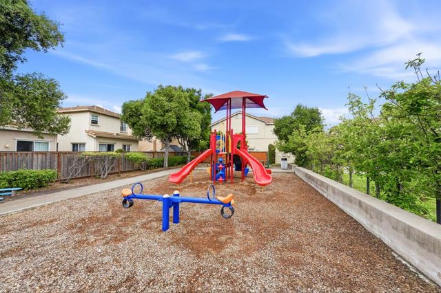 379 Alvarado Street, San Leandro, CA 94577