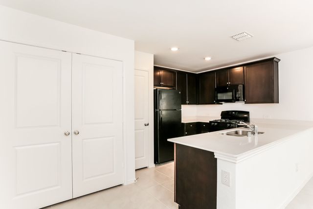 3154 Crestone Drive, Crandall, TX 75114