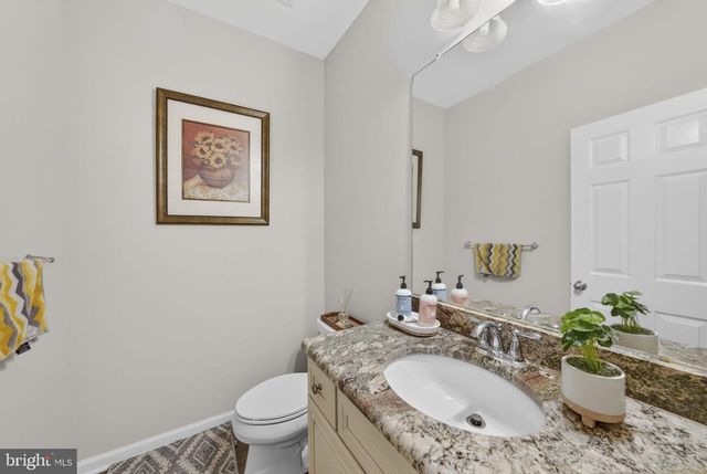 97 AUTUMN LN, Skillman, NJ 08558