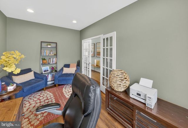 97 AUTUMN LN, Skillman, NJ 08558