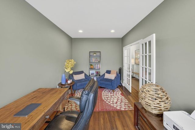 97 AUTUMN LN, Skillman, NJ 08558
