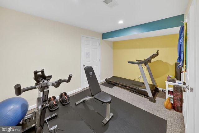 97 AUTUMN LN, Skillman, NJ 08558