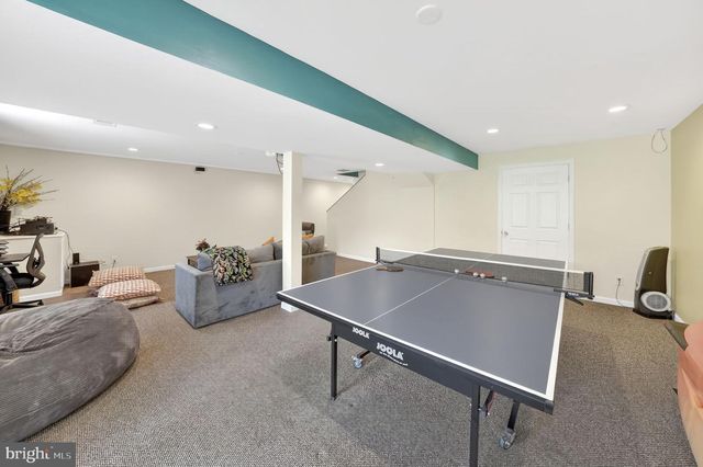 97 AUTUMN LN, Skillman, NJ 08558