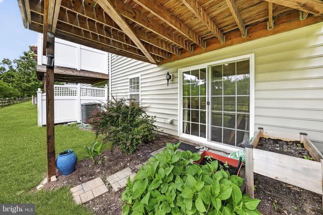 97 AUTUMN LN, Skillman, NJ 08558