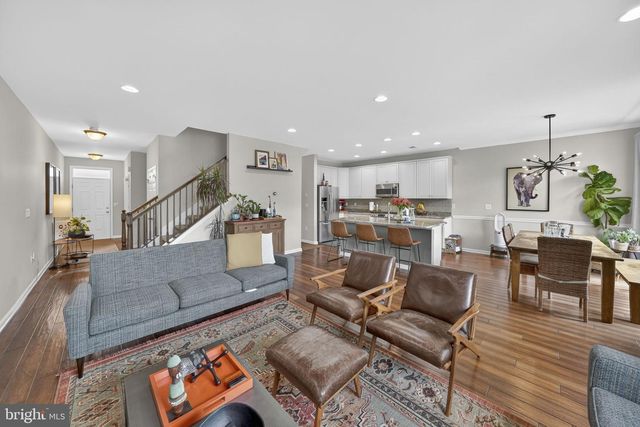 97 AUTUMN LN, Skillman, NJ 08558