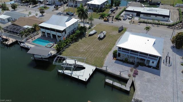 2480 Sycamore ST, St. James City, FL 33956