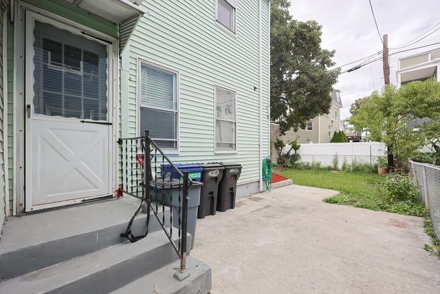 796 Broadway 1, Chelsea, MA 02150