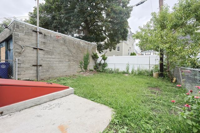 796 Broadway 1, Chelsea, MA 02150