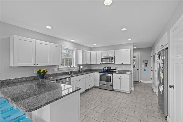 1120 Polly Hubbard Road, Georgia, VT 05478