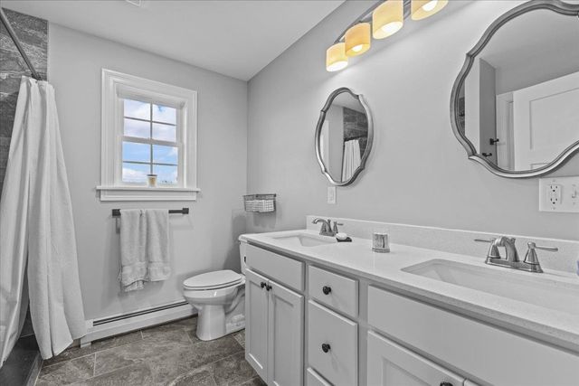 1120 Polly Hubbard Road, Georgia, VT 05478