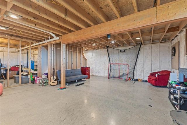 1120 Polly Hubbard Road, Georgia, VT 05478