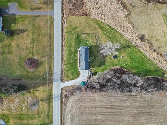 1120 Polly Hubbard Road, Georgia, VT 05478