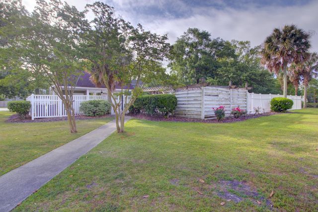8551 Lake Marion Drive, North Charleston, SC 29406